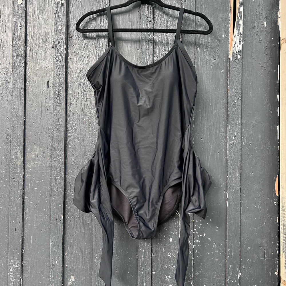 CAROL HOCHMAN One Piece SwimSuit - Picture 9 of 11